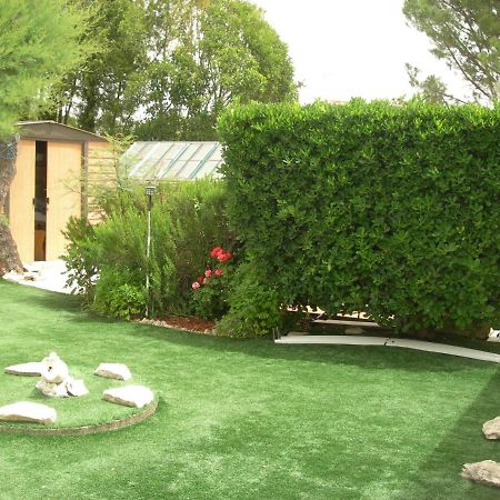 شقة Studio 66 Caumont-sur-Durance المظهر الخارجي الصورة